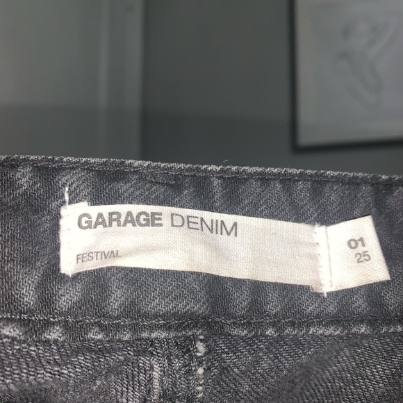 Garage - Distressed Festival Shorts - Picture 4 of 4